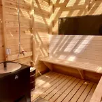 Kemp Tree Tents At Alaska Glamping Linnansaari Savonlinna