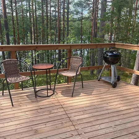 Tree Tents Linnansaari Kemping Savonlinna