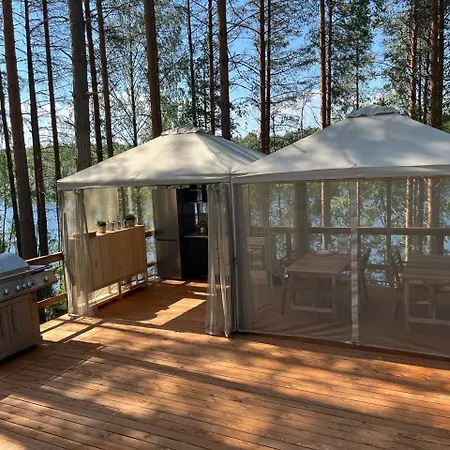 Alaska Tree Tents Linnansaari Campsite Savonlinna
