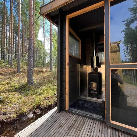 Alaska Tree Tents Linnansaari Savonlinna