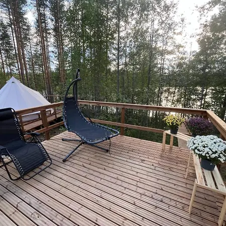 Campsite Tree Tents Linnansaari