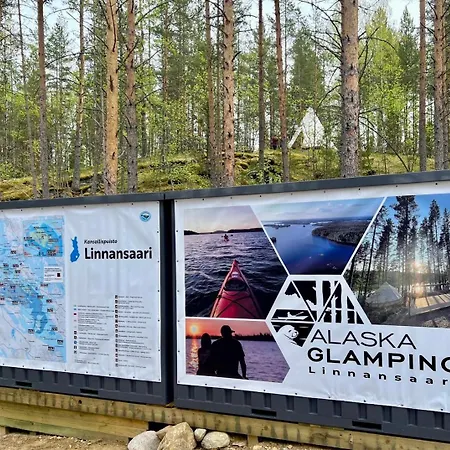Campsite Alaska Tree Tents Linnansaari