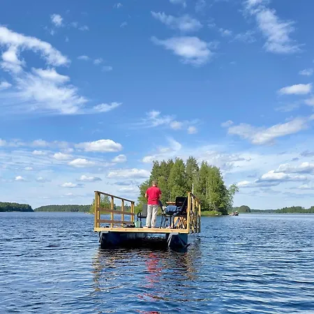 Tree Tents Linnansaari Campsite Savonlinna