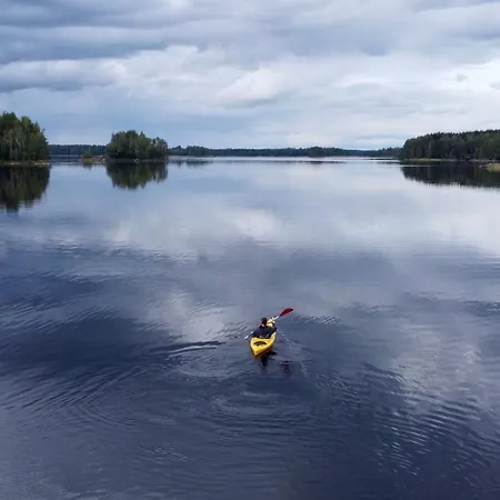 Alaska Tree Tents Linnansaari Kemp *