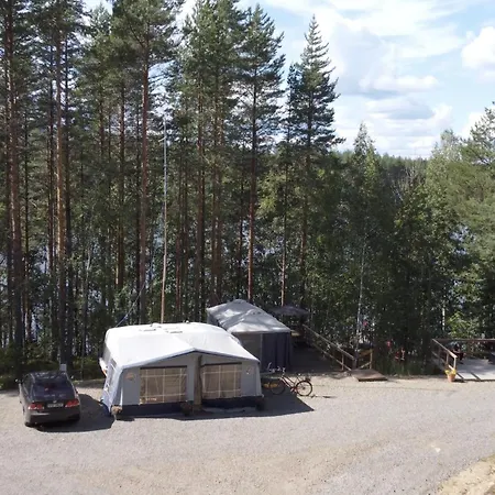 Tree Tents Linnansaari Campsite