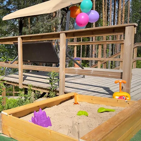 Tree Tents Linnansaari Savonlinna