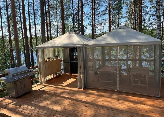 Alaska Tree Tents Linnansaari Kemp Savonlinna