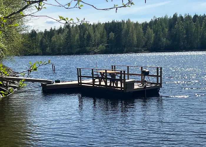 营地 Alaska Tree Tents Linnansaari *